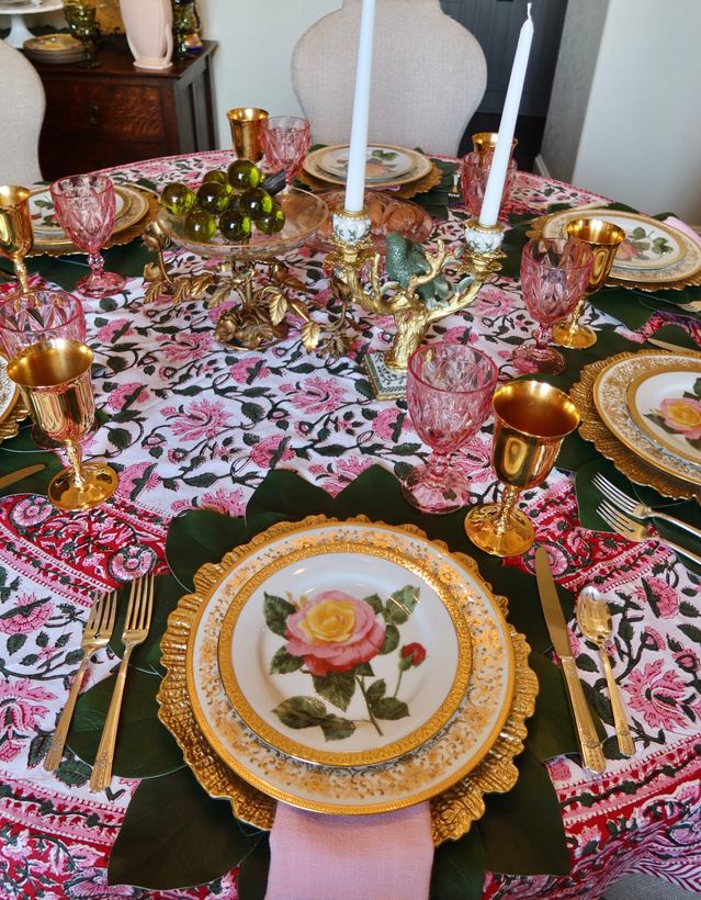 Blush and gold place setting