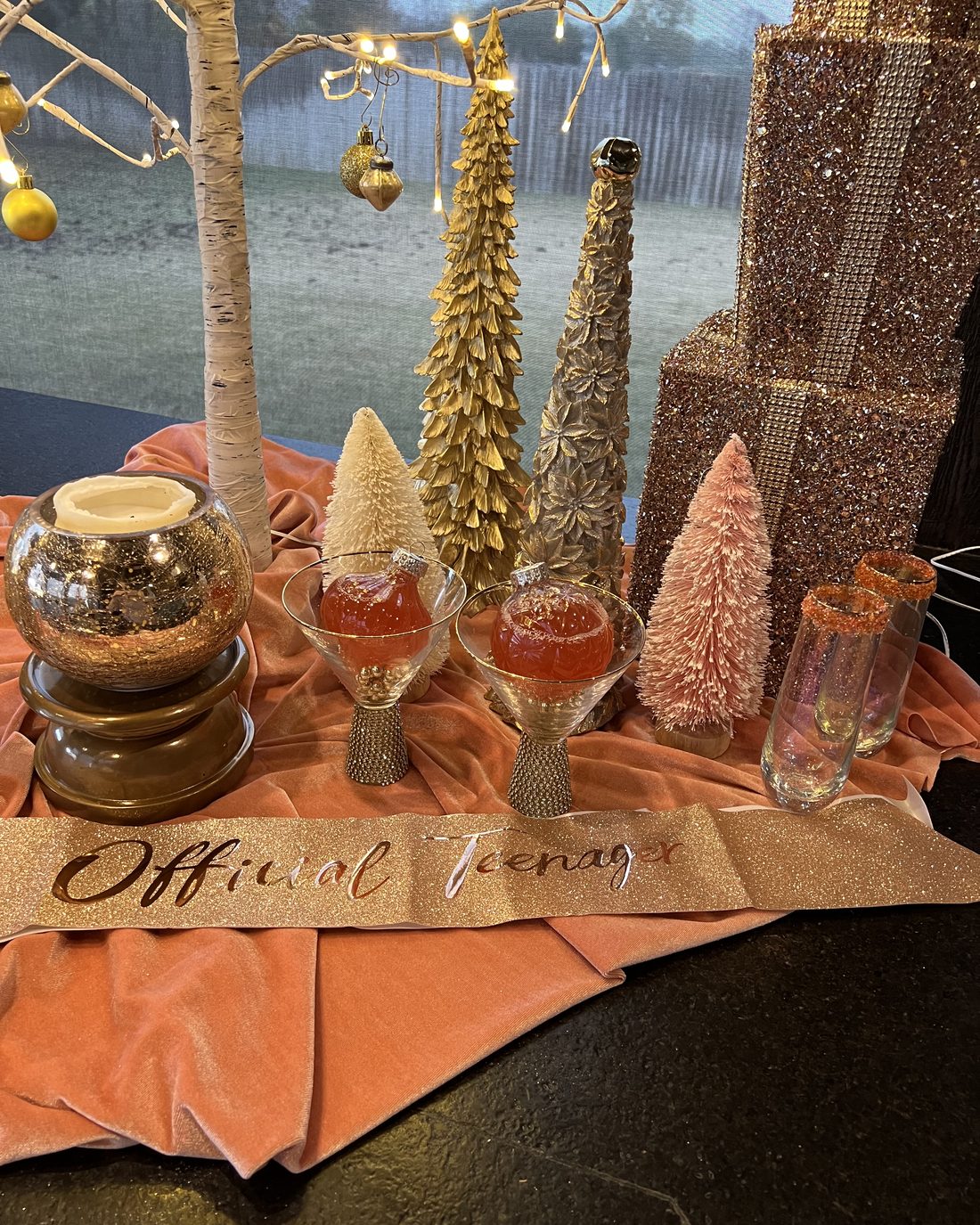 Birthday table setting